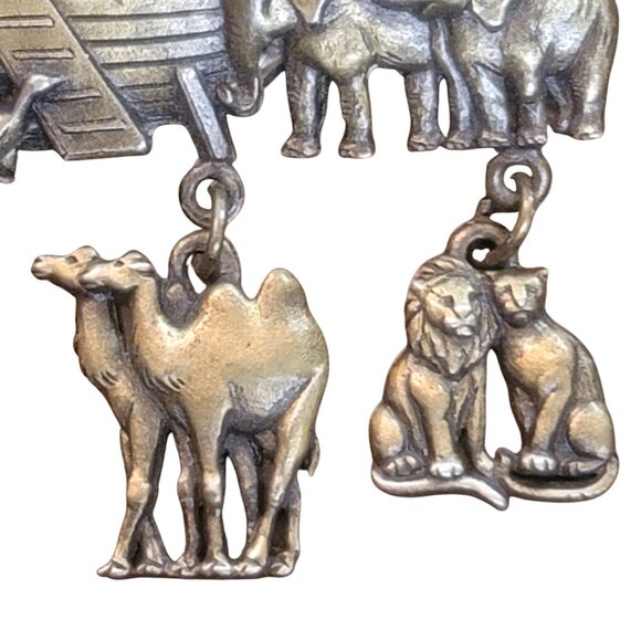 Vintage JJ Jonette Jewelry Noahs Ark Pin Brooch With Animal Charms Gold-tone - Picture 6 of 14